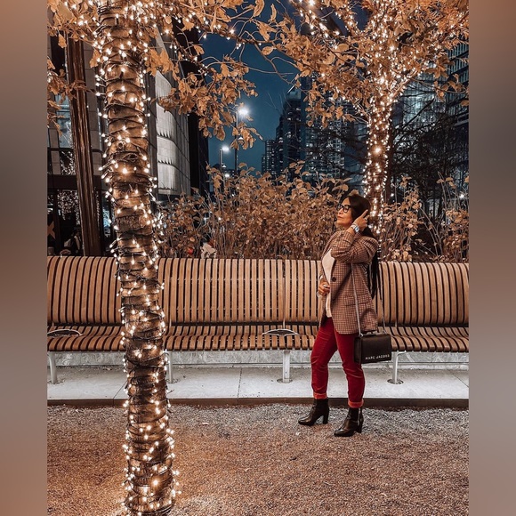 Welcome to our closet - Picture 3 of 11